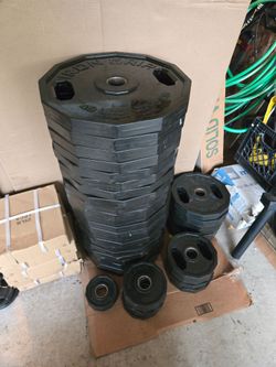 Iron Grip Urethane 2.5lb, 5lb, 10lb, 25lb, and 45lb Olympic Weight Plates
