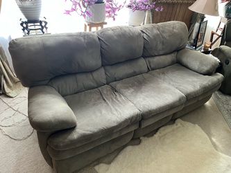 FREE, FREE !!! Sofa/Sleeper