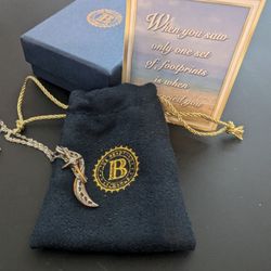 Footprints In The Sand Diamond Pendant Necklace