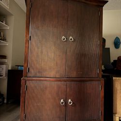 Vintage Wooden Armoire | armario | ropero