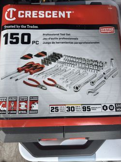 New in Box! Crescent 150 PC Professional Tool Set