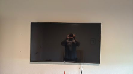 55” LG Smart TV
