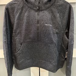 pelaton lululemon scuba jacket 
