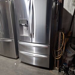 LG 4 DOORS STAINLESS STEEL REFRIGERATOR 