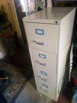 4 DRAWER FILE CABINET