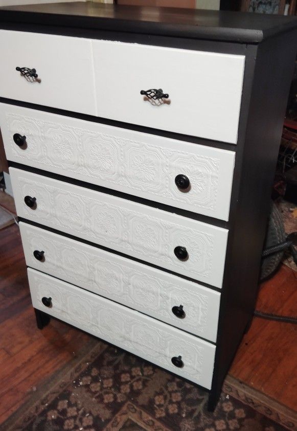 5 Drawer Wood Dresser