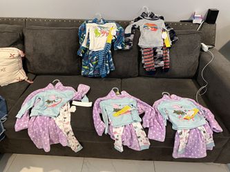 Pijamas De Niño Y Niña $15 El Juego 