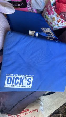 FREE two seat cushions