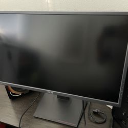 ASUS MG279Q Gaming Monitor - 27" 2K QHD (2560 x 1440), IPS, 144hz