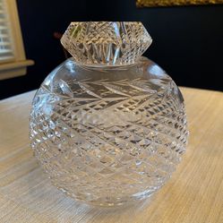 Tyrone Crystal Full Lead Vase – Made in Ireland