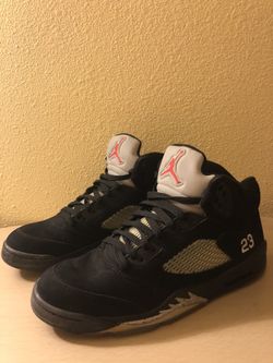 Jordan 5 Retro Black Metallic size 11.5 2011
