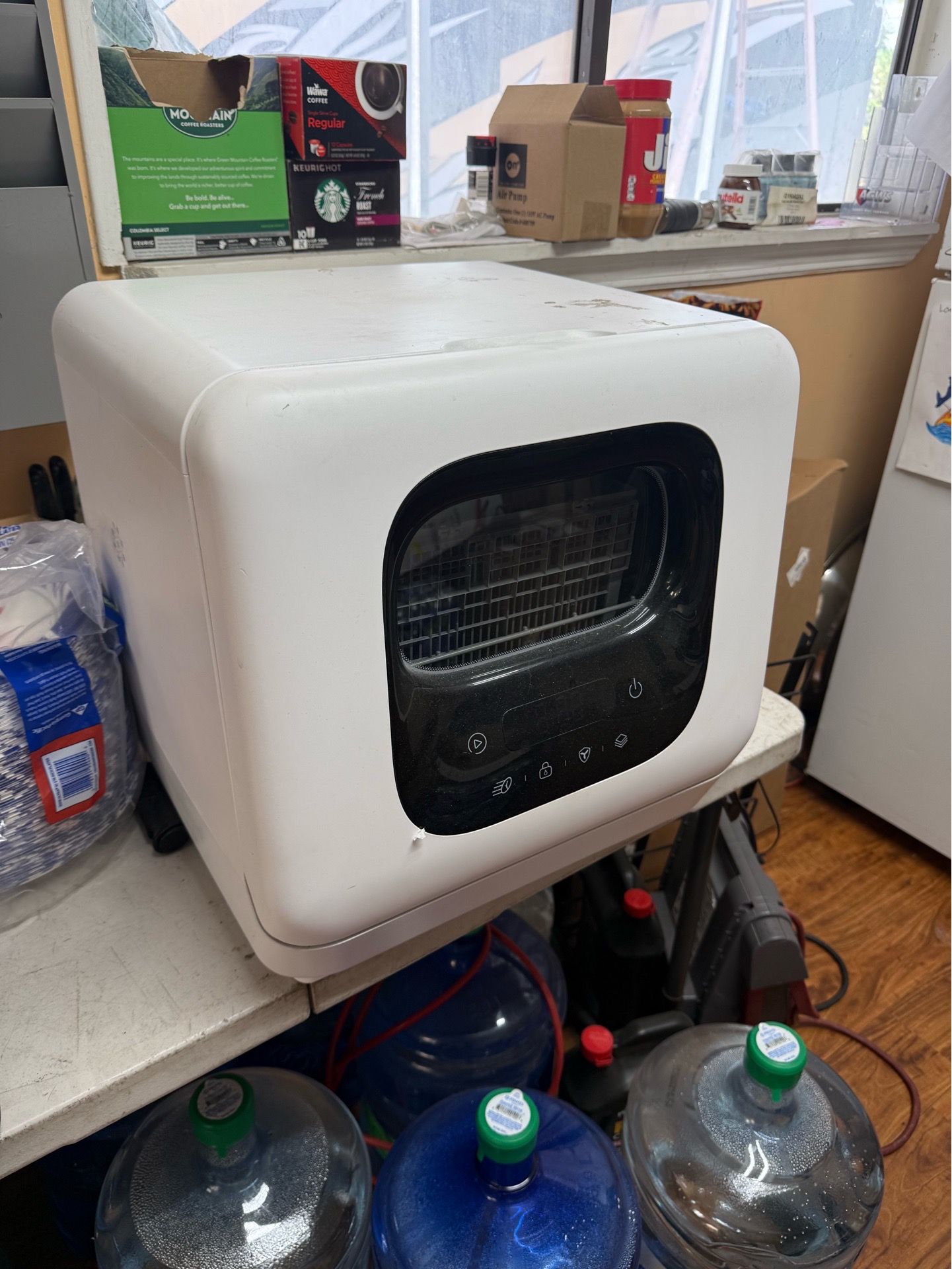 Countertop dishwasher