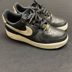 Nike Air Force 1 Low Black Gold Sneakers