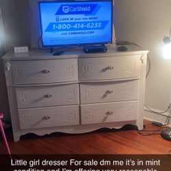 Little Girl Dresser 