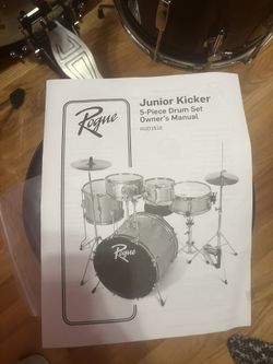 Rogue Junior Kicker RGD2518 5-Piece Drum Set – Great Condition