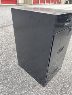 (Free Delivery) File Cabinet Thumbnail