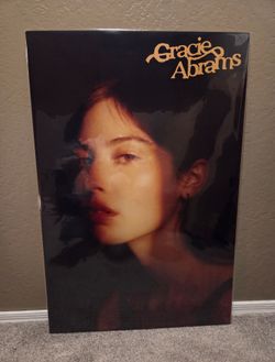 Gracie Abrams Poster 24x36