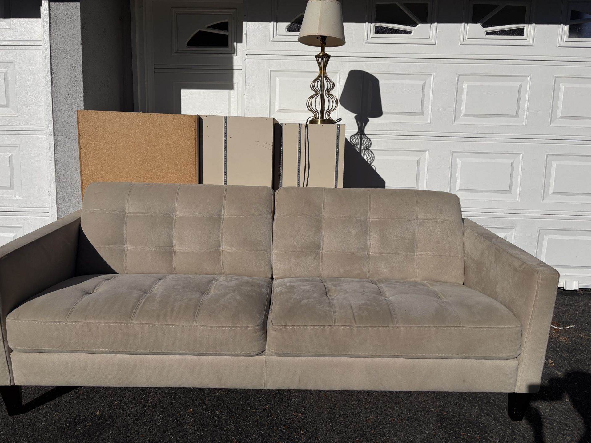 Free Sofa