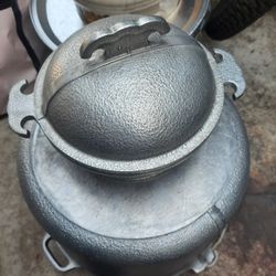 Antique Pot's Guardian 