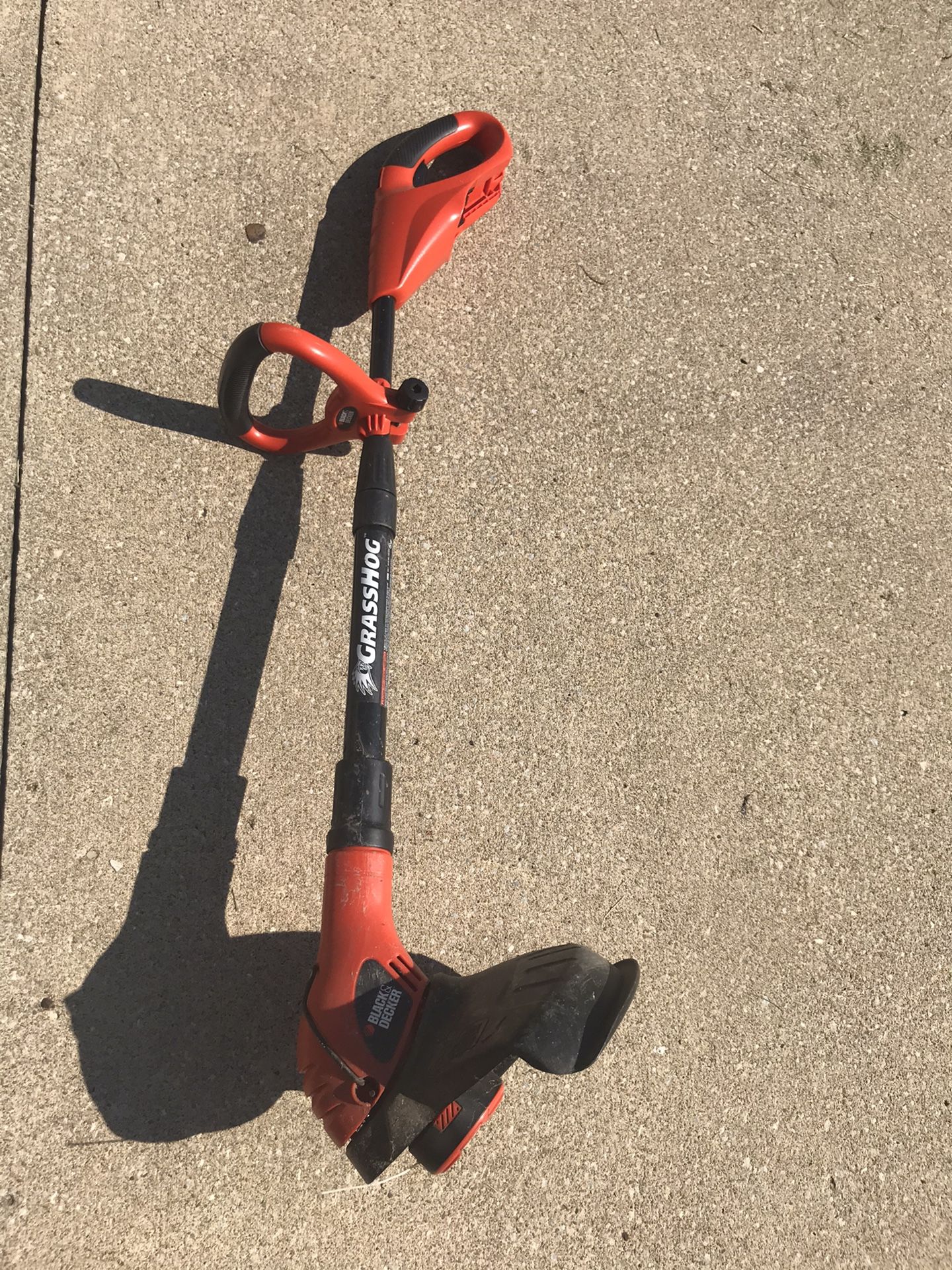 Black and Decker String Trimmer - Edger