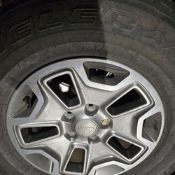 4 JEEP RIMS&TIRES 255-75R17 