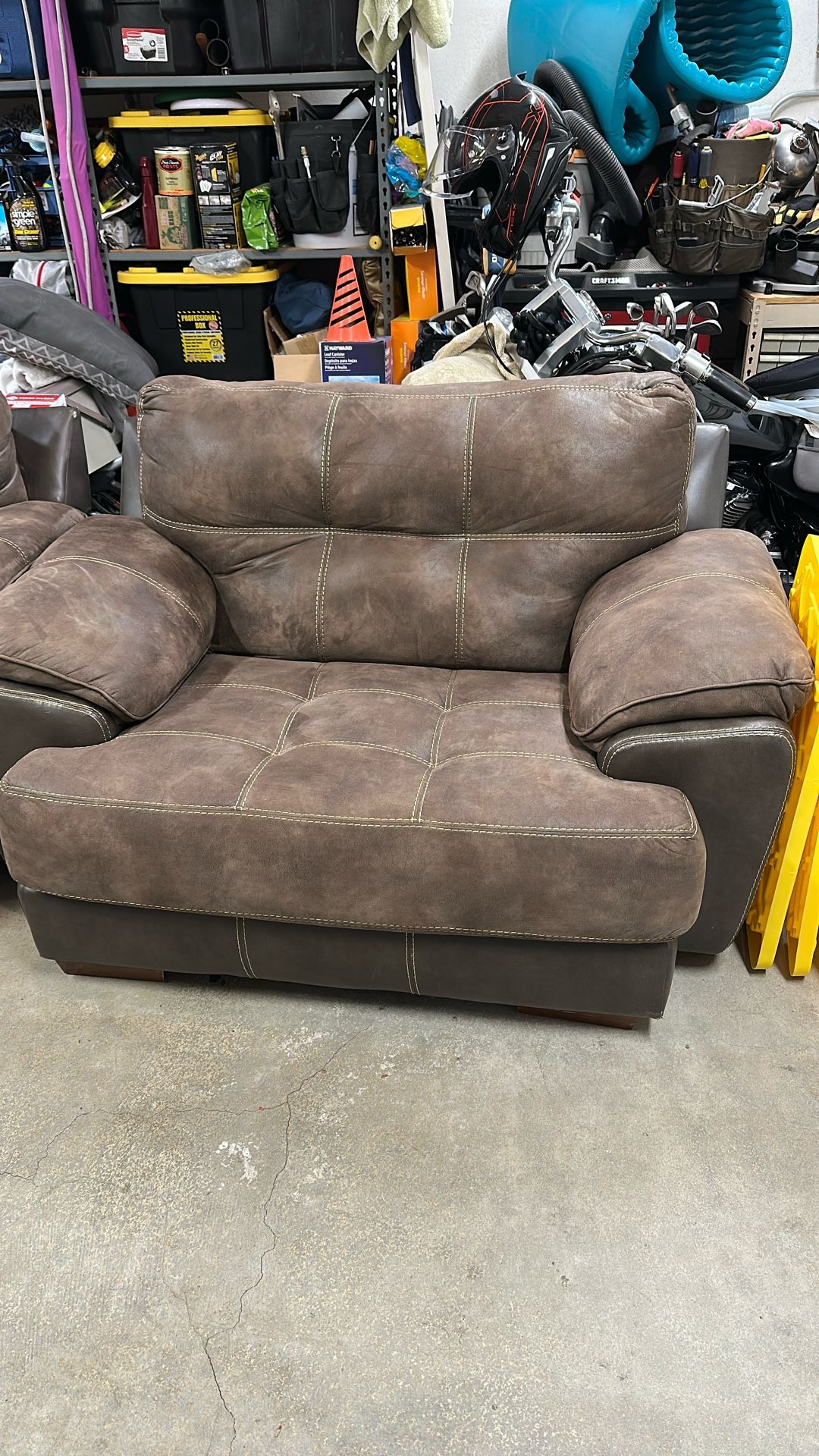 Oversized Couch Chairs  