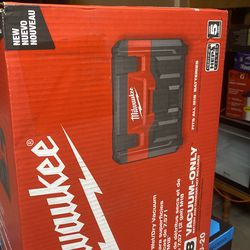 Milwaukee M18 2-gallon wet/dry vacuum