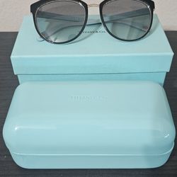 Tiffany & Co Women’s Sunglasses w/ Case, Box