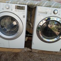 LG STACKABLE WASHER AND DRYER SET 