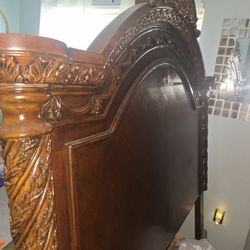 Queen Bed With Matress