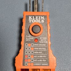 Klein Tools RT205 Receptacle Tester