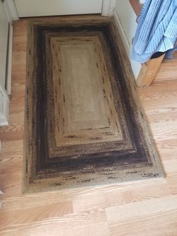 Needs to go 2 runner set great condition clean