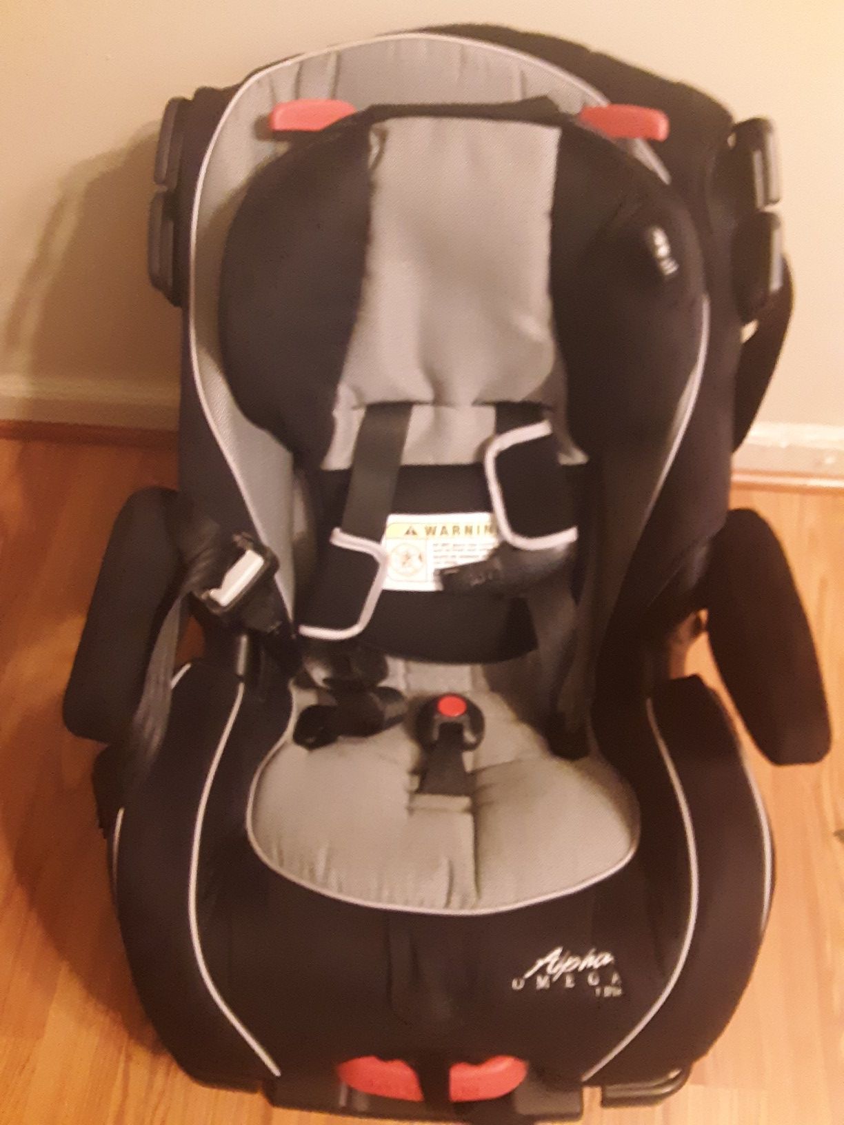 Alpha omega car seat