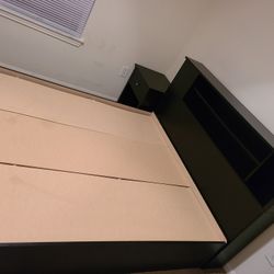 Black Queen Bedroom Set