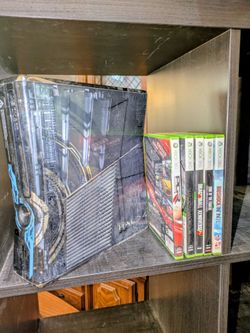 Xbox 360 with games halo 4 edition