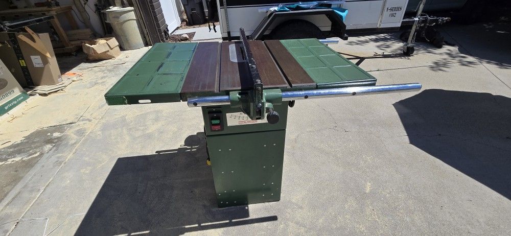 Central Machinery 2hp 10" Table Saw