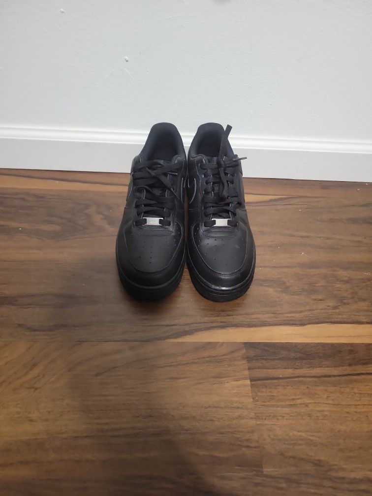 Nike Airforces 1 Size