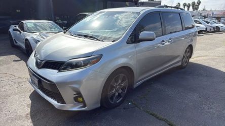 2018 Toyota Sienna