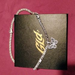 Butterfly Necklace w Butterfly Pendant 18"
