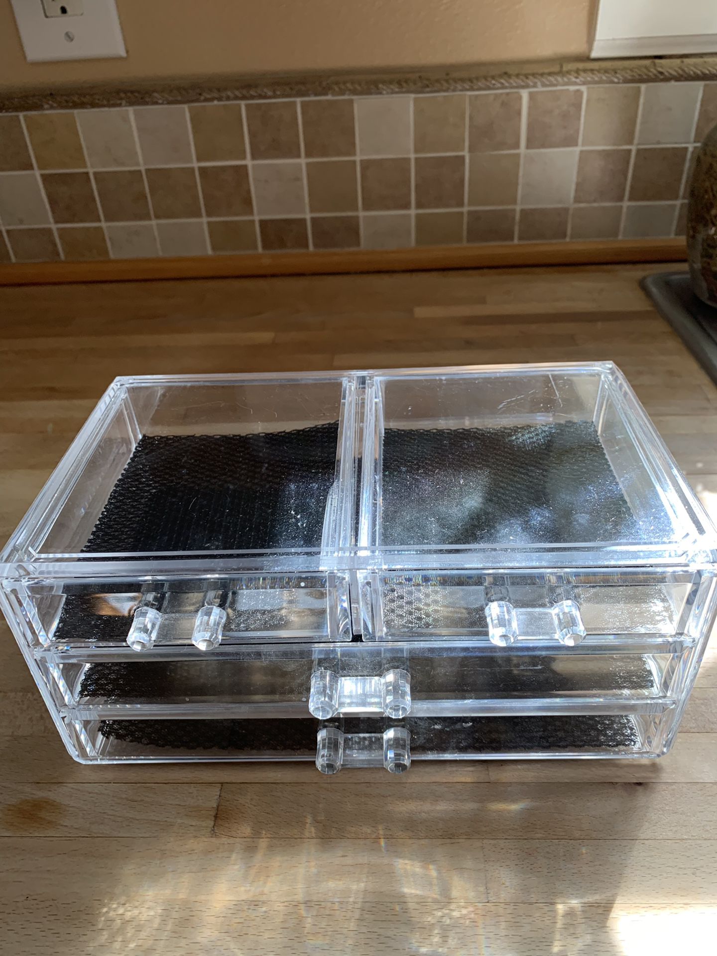 Plastic 4 drawer storage box