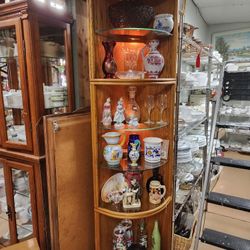 Corner Cabinet Curio Oak 78" X 17" .lights 