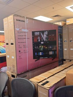 75" Samsung 4K Crystal UHD Smart TV (UN75DU7200D)