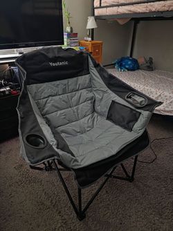 Foldable camping chair