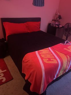 Full Size Bed
