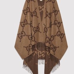 GG poncho 