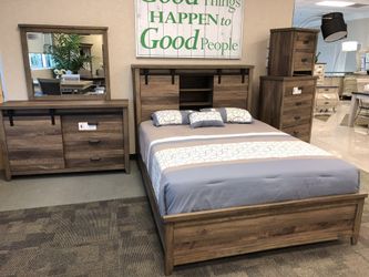 BRAND NEW COMPLETE 5 PIECE BEDROOM SET