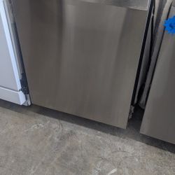 Stainless Stainless Dishwasher 