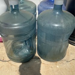 Plastic reusable bottles