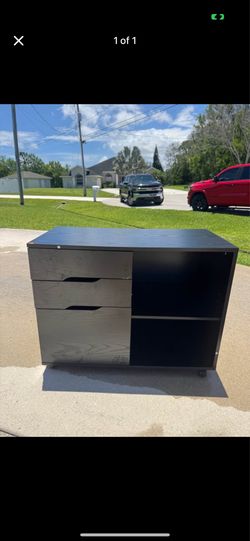 File cabinet