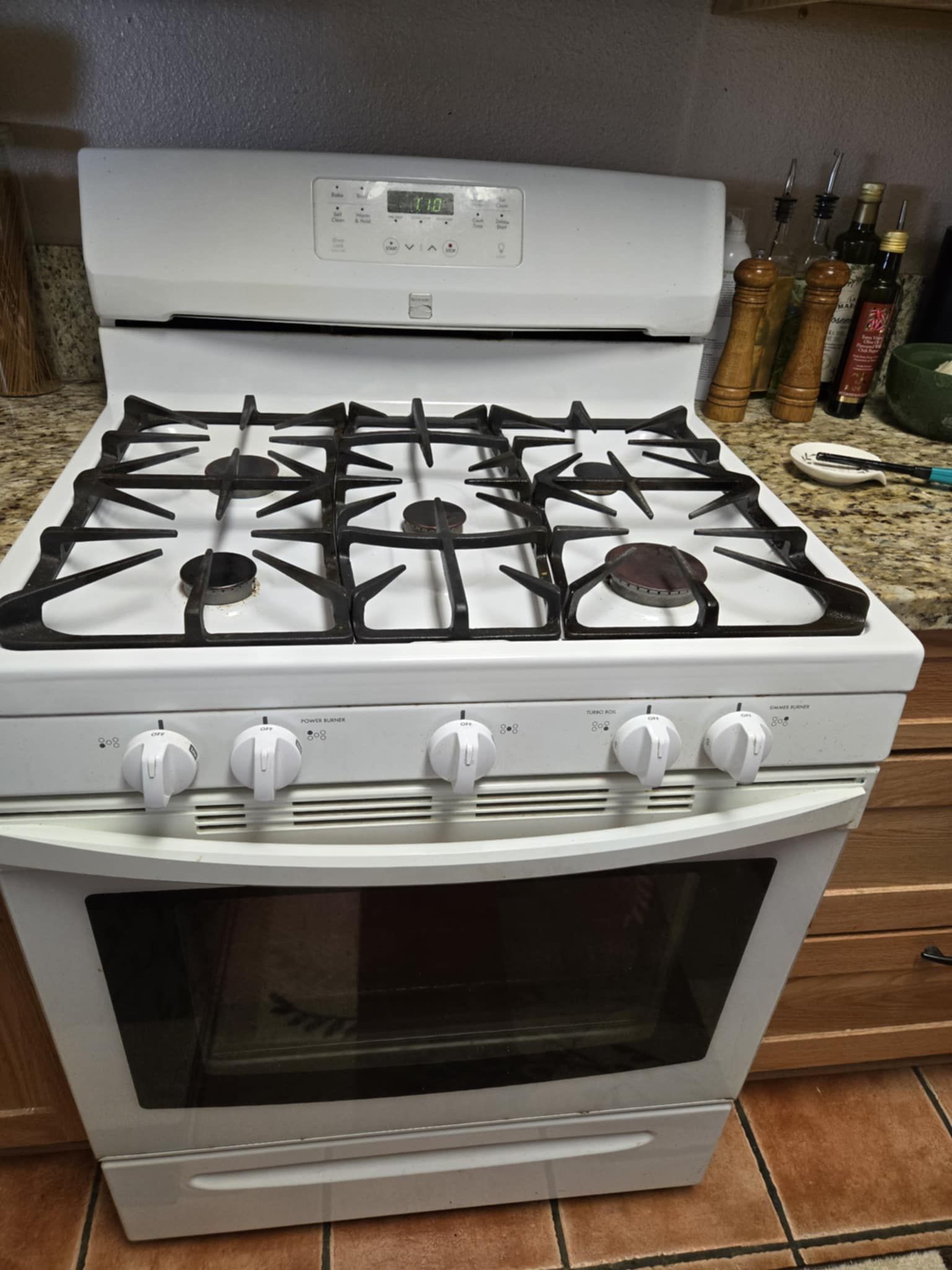 2021 Kenmore Stove